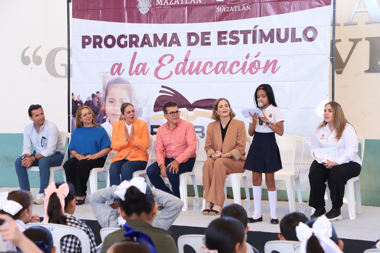 Entregan Sistema Dif Mazatl N Y Gobierno Municipal Apoyos Del Programa