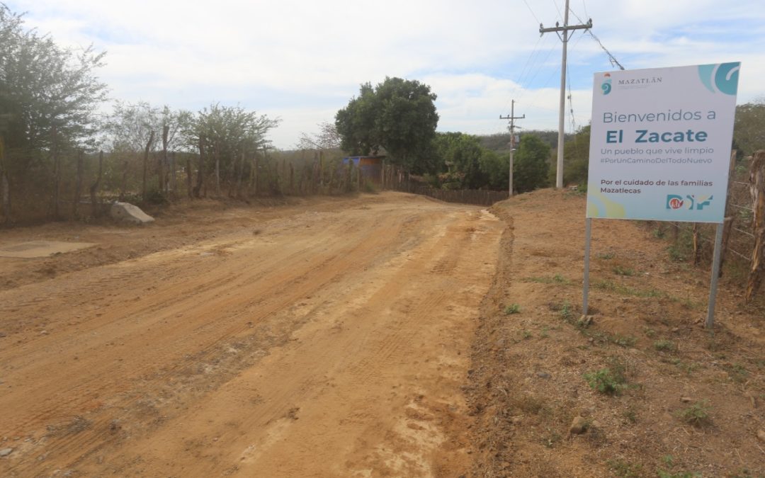 Rehabilitan 150 kilómetros de caminos rurales de Mazatlán