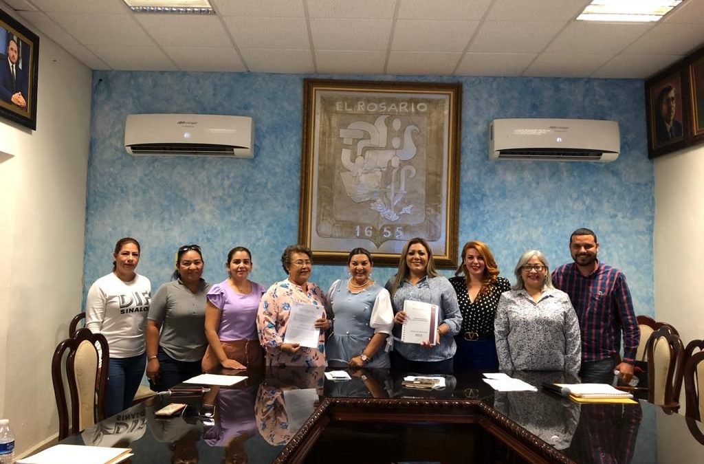 Firman convenio con DIF Estatal para la creación de parque recreativo.