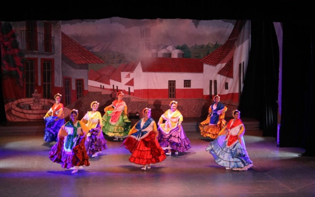 Ballet Folclórico de Mazatlán se presenta en el Festival Nacional de Danza