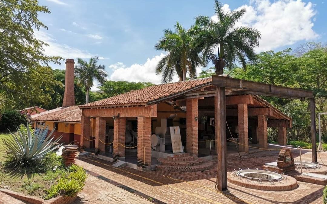 Buscan proteger arquitectura colonial de La Noria