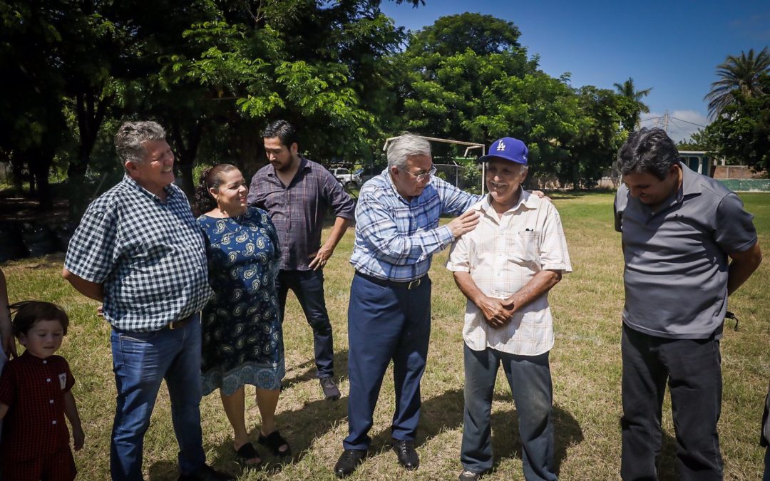 Rocha compromete obras para la sindicatura de El Salado