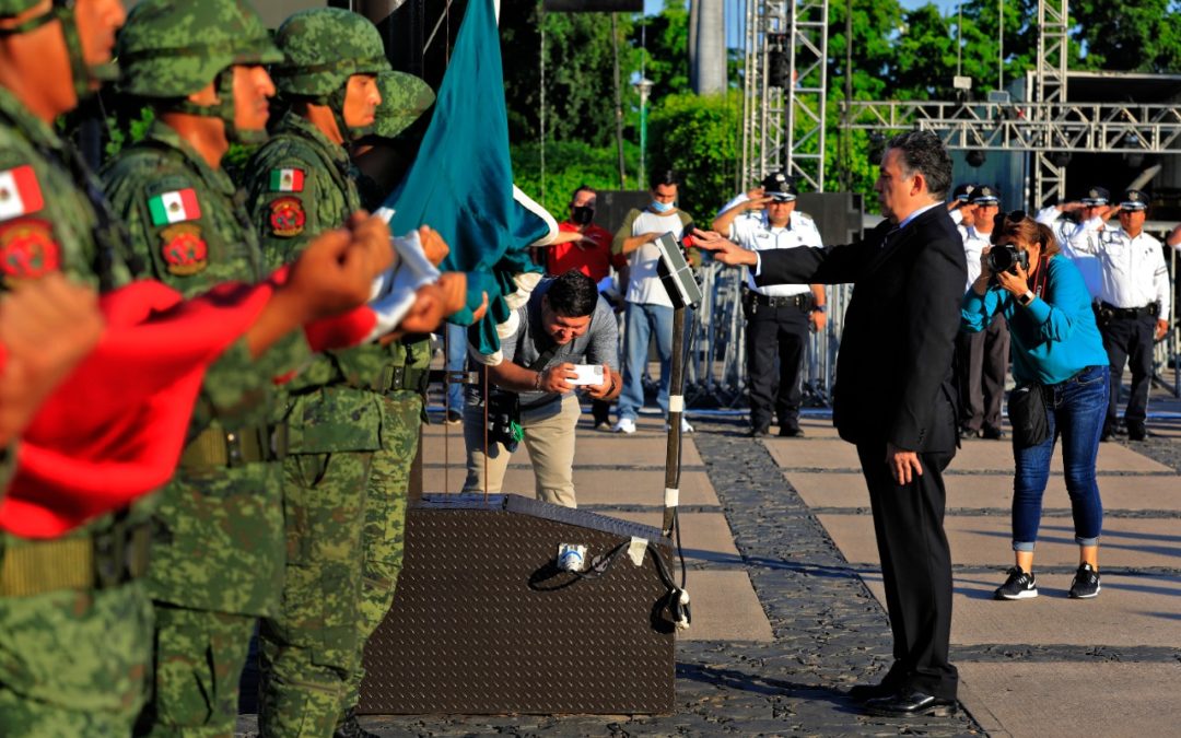 Autoridades conmemoran el 212 aniversario del Grito de Independencia