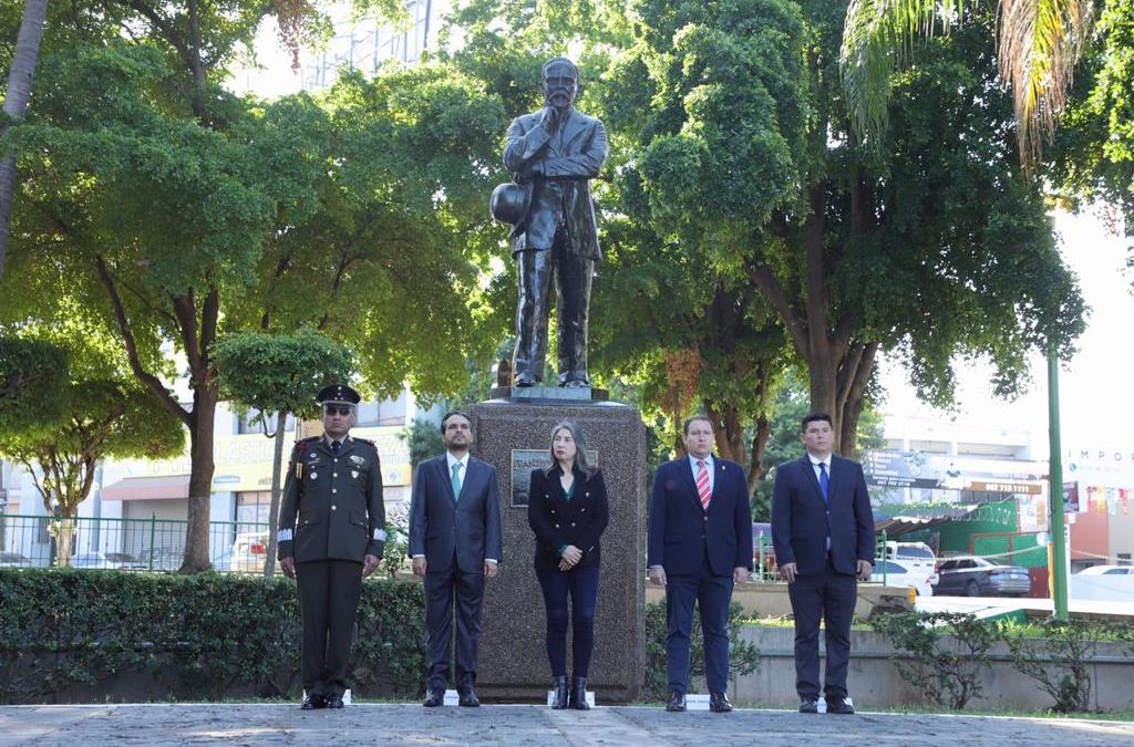 Autoridades conmemoran el aniversario 149 del natalicio de Don Francisco I. Madero