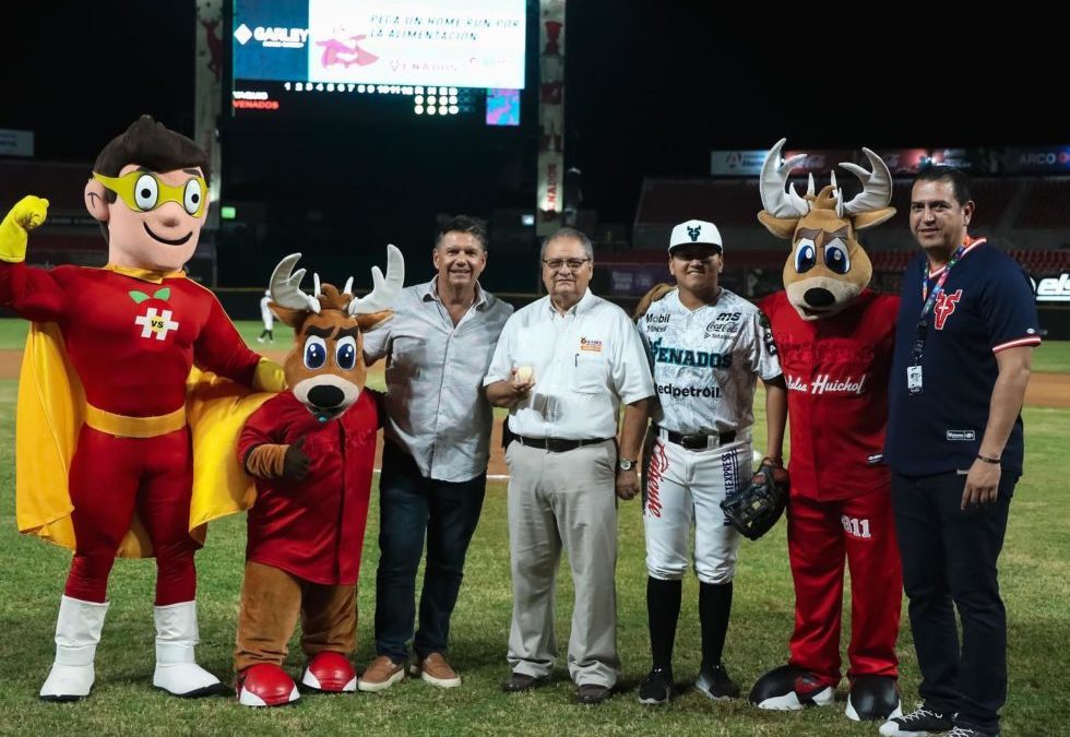 Todo un éxito colecta de Venados de Mazatlán y Banco de Alimentos