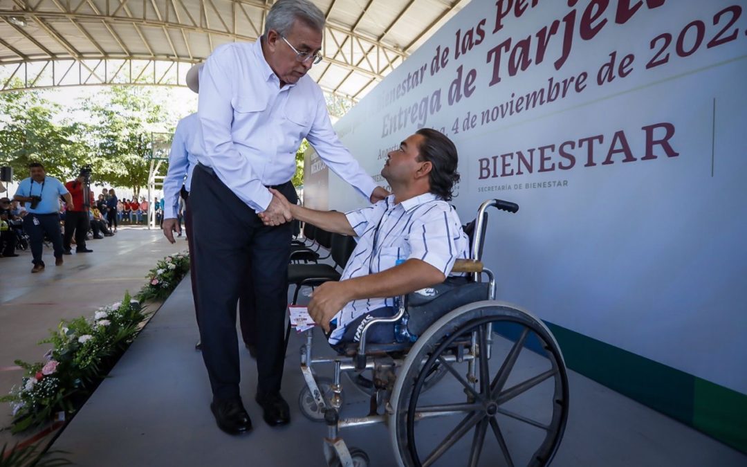 Sinaloa, primer estado con pensión universal para personas con discapacidad: Rocha