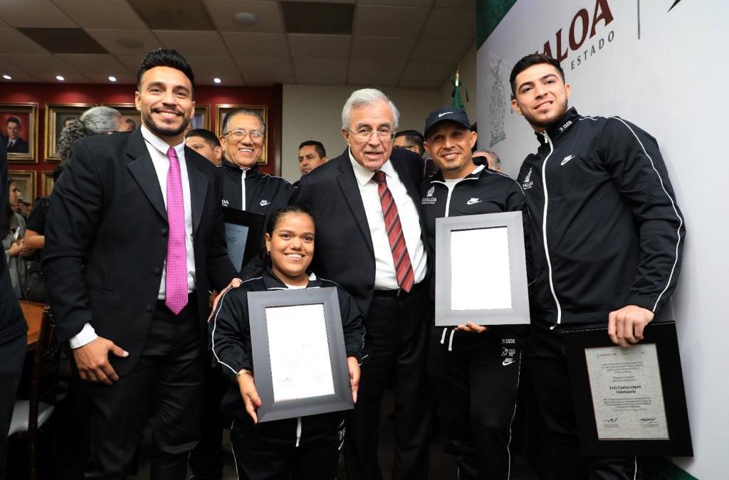 Rocha entrega el Premio Estatal del Deporte 2022