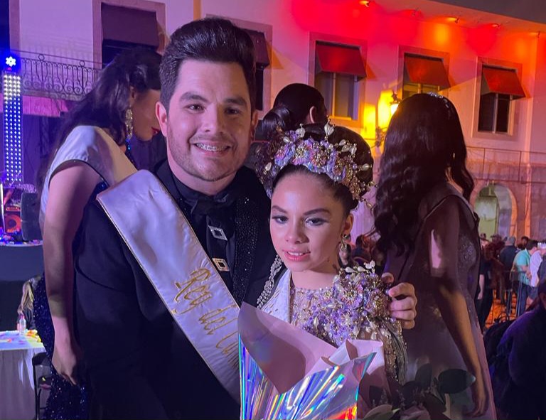 Víctor Quiroz es el rey y Melanie Alarcón la Reina Infantil del Carnaval 2023