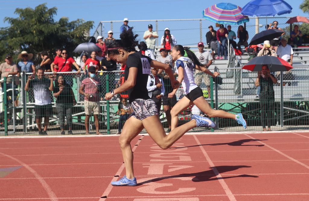 Destaca Mazatlán en el arranque del zonal de atletismo