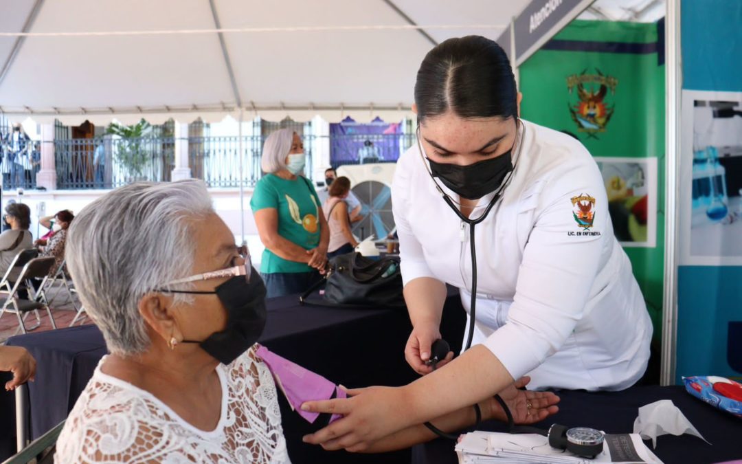 Se agotan las fichas de preinscripción en 21 carreras del área de la salud de la UAS