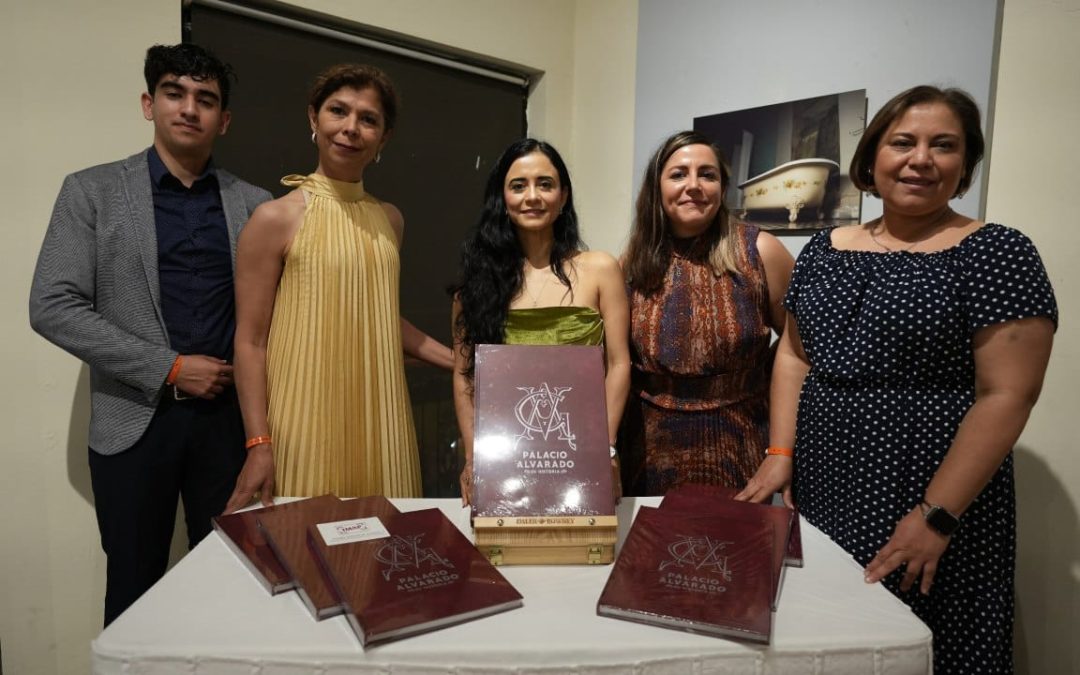 Presentan libro y expo fotográfica ‘Palacio de Alvarado, su historia’