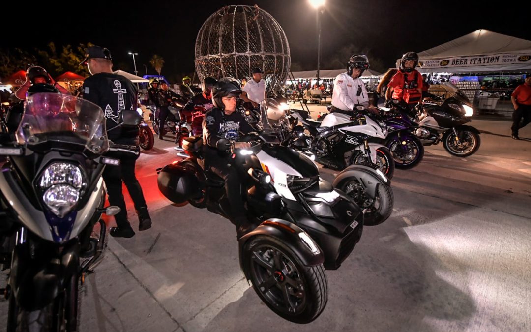 Entre pirotecnia y el rugir de los motores arranca la Semana Internacional de la Moto Mazatlán 2023