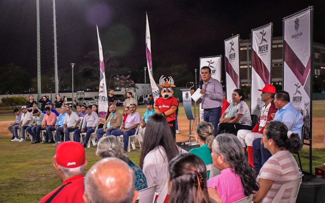 Gobierno de Mazatlán anota un hit con la nueva iluminación de la Unidad Deportiva Benito Juárez