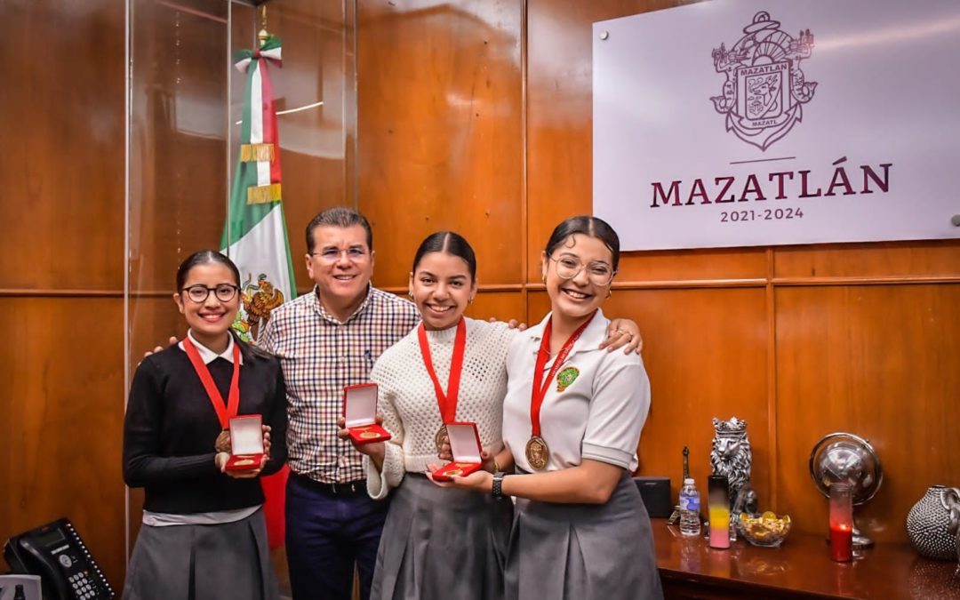 Las mazatlecas Génesis Ayón, Samantha Carrasco y Nathalia Martínez representarán al continente Americano en Rumania