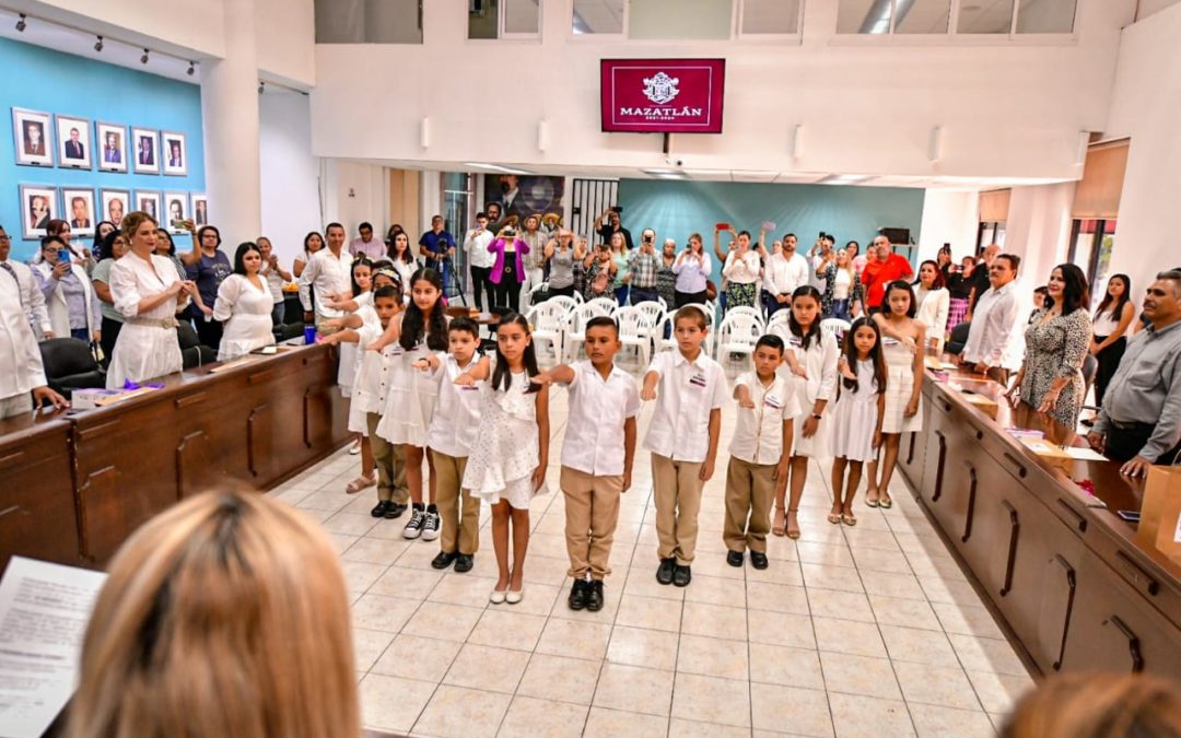 Rinden protesta integrantes del Cabildo Infantil 2023