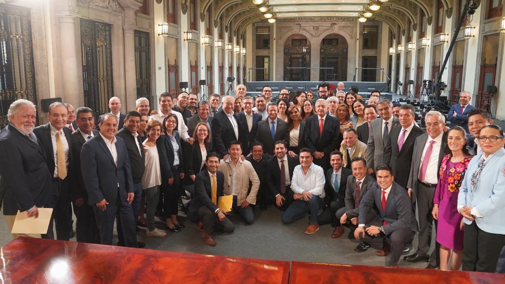 Participa Rocha en reunión de gobernadores con AMLO