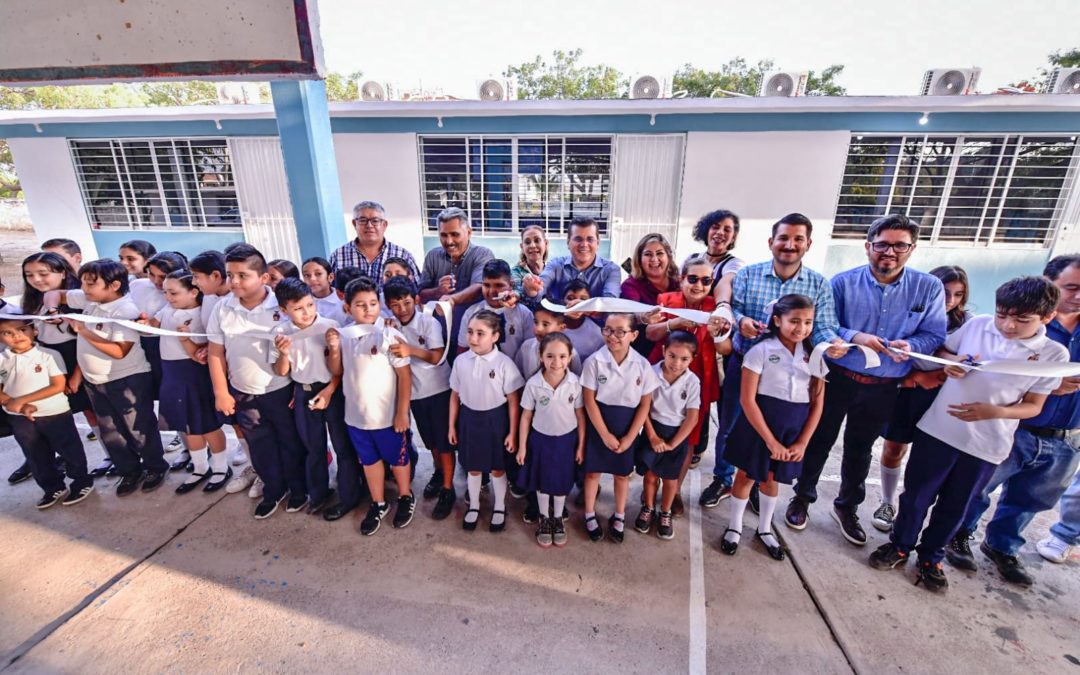 Édgar González inaugura cuatro espacios en la primaria Leyes de Reforma