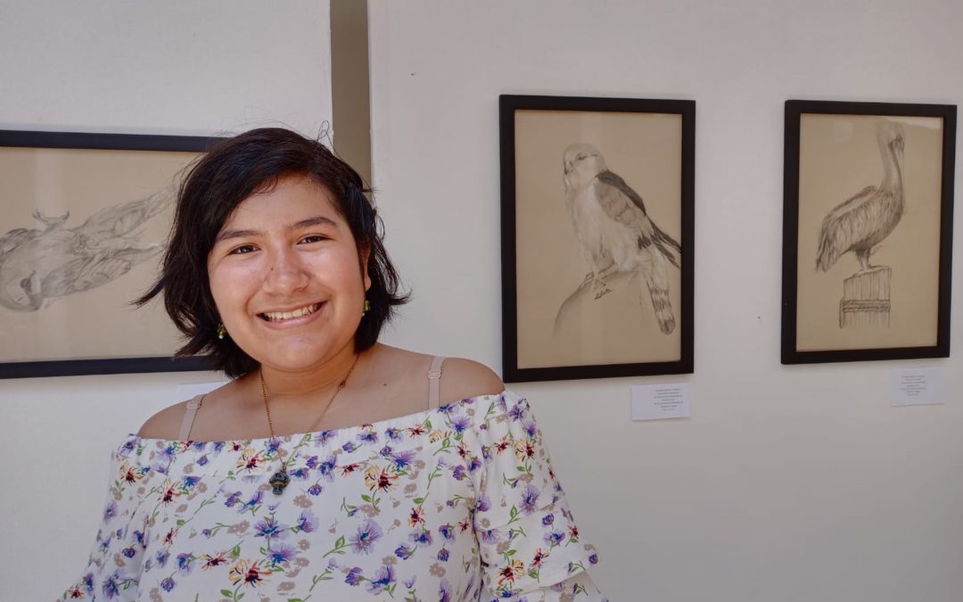 Estella Navarro difunde la naturaleza en la expo ‘Aves de Lápiz’