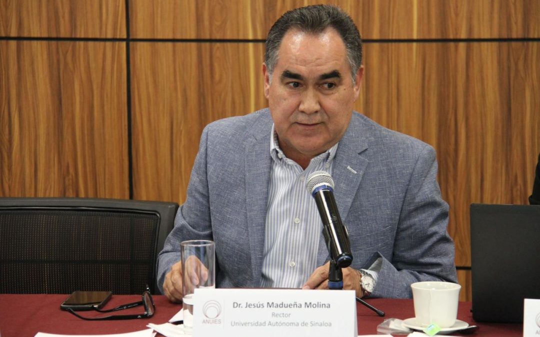 Expone Rector Dr. Jesús Madueña Molina persecución política por parte del Gobierno del Estado ante Consejo Nacional de ANUIES