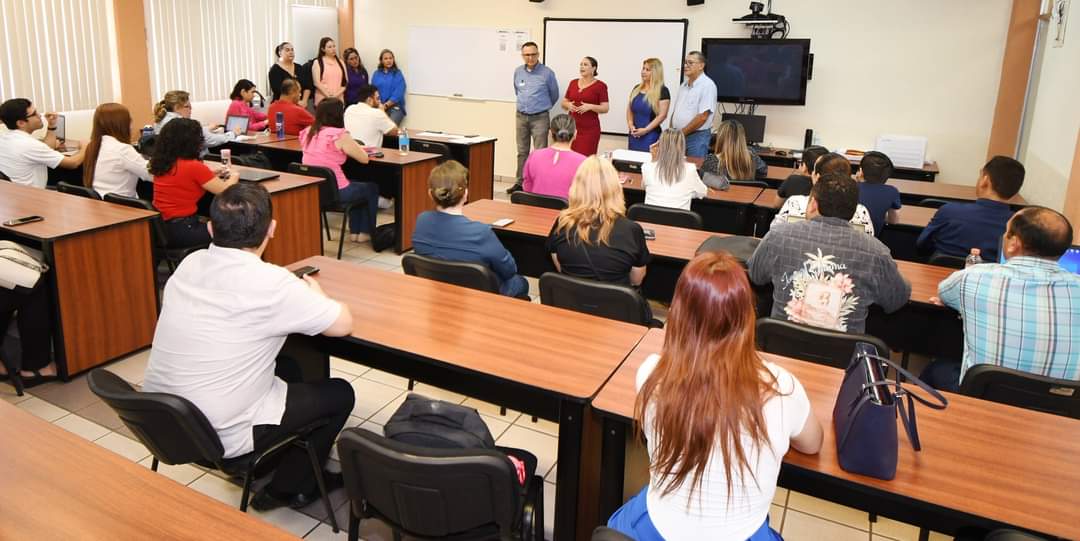 Docentes del nivel superior reciben capacitación sobre estrategias y herramientas para el aprendizaje