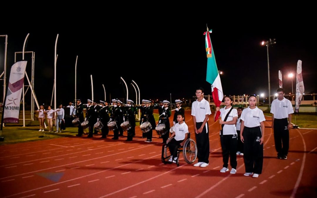 Abandera Édgar González a la Delegación de Mazatlán rumbo a la estatal de los Paranacionales Conade 2023