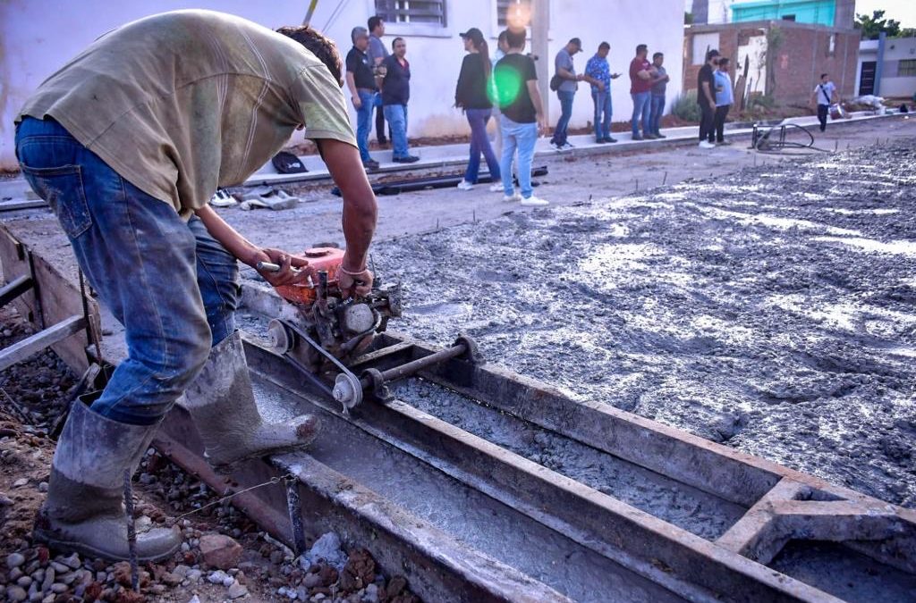 Con 39 obras en proceso Gobierno de Mazatlán trabaja intensamente en colonias y comunidades