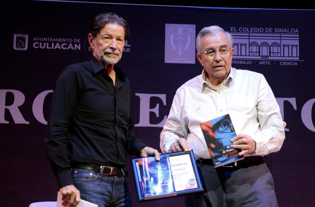 Rocha entrega reconocimiento al escritor Jorge Zepeda Patterson por presentación del libro “El Dilema de Penélope”