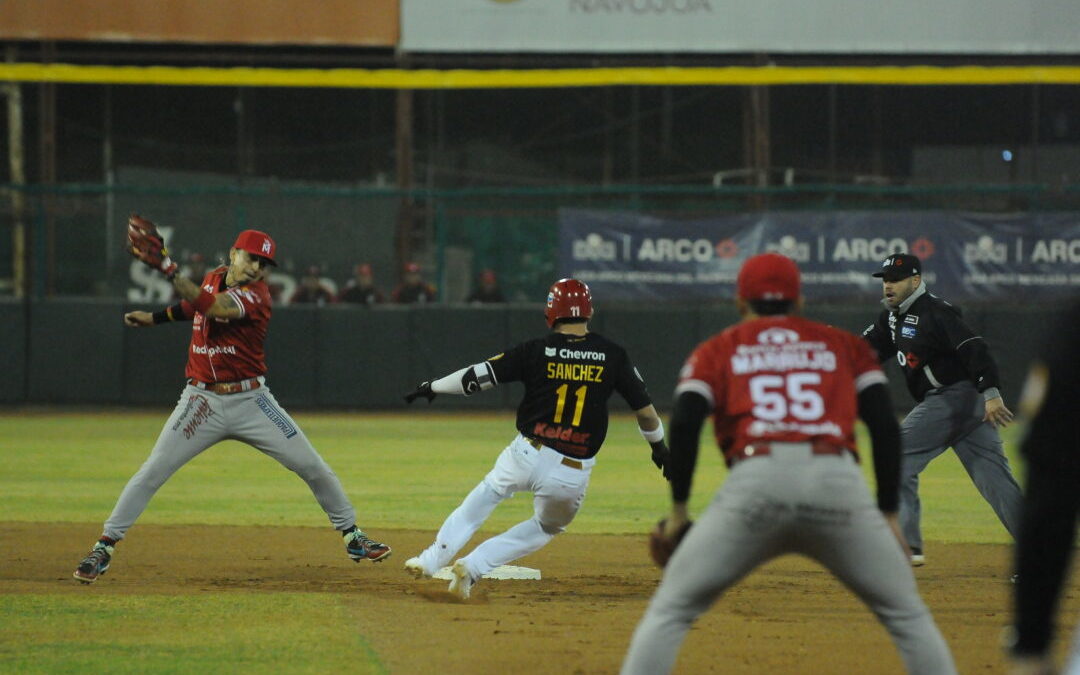 Venados de Mazatlán derrocha poder y cierra temporada con cuatro jonrones; y abrirá playoffs en el Teodoro Mariscal