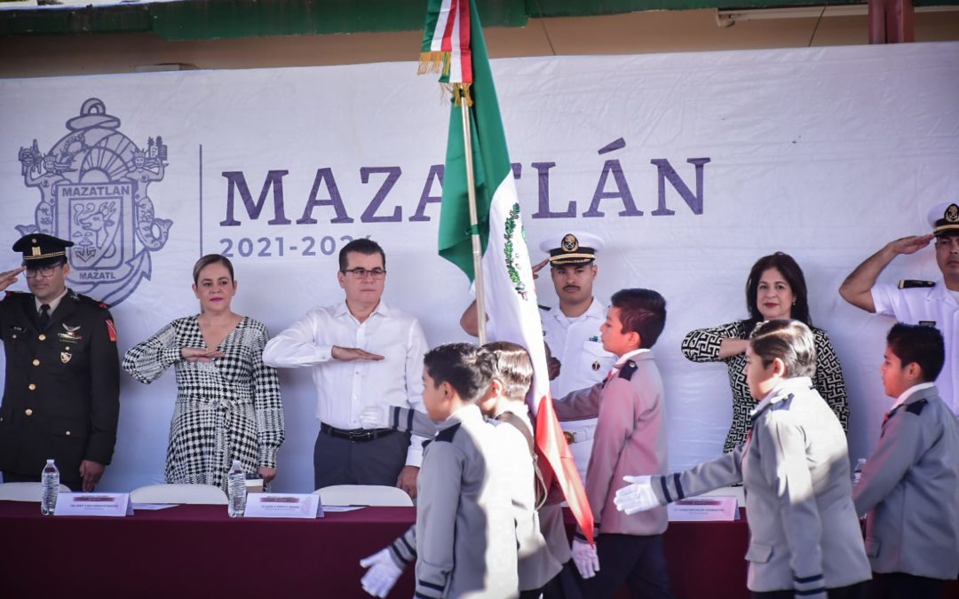 El Gobierno Municipal realiza Lunes Cívico en la Escuela Ramón López Velarde en la Colonia Genaro Estrada