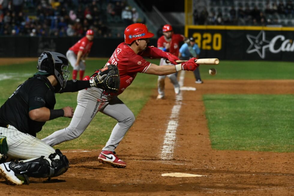 Con par de squeeze plays, Venados de Mazatlán se queda con la serie en Los Mochis