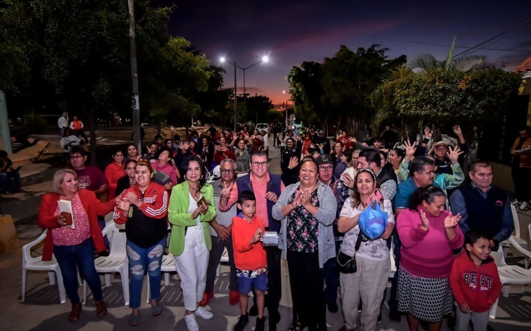 Sustituyen a las antiguas luminarias de vapor de sodio en Pradera Dorada 1