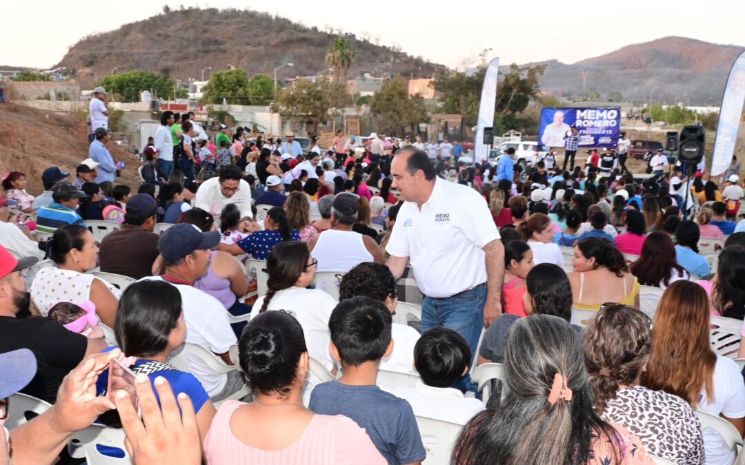 Memo Romero se compromete a regularizar terrenos de las Invasiones de Mazatlán