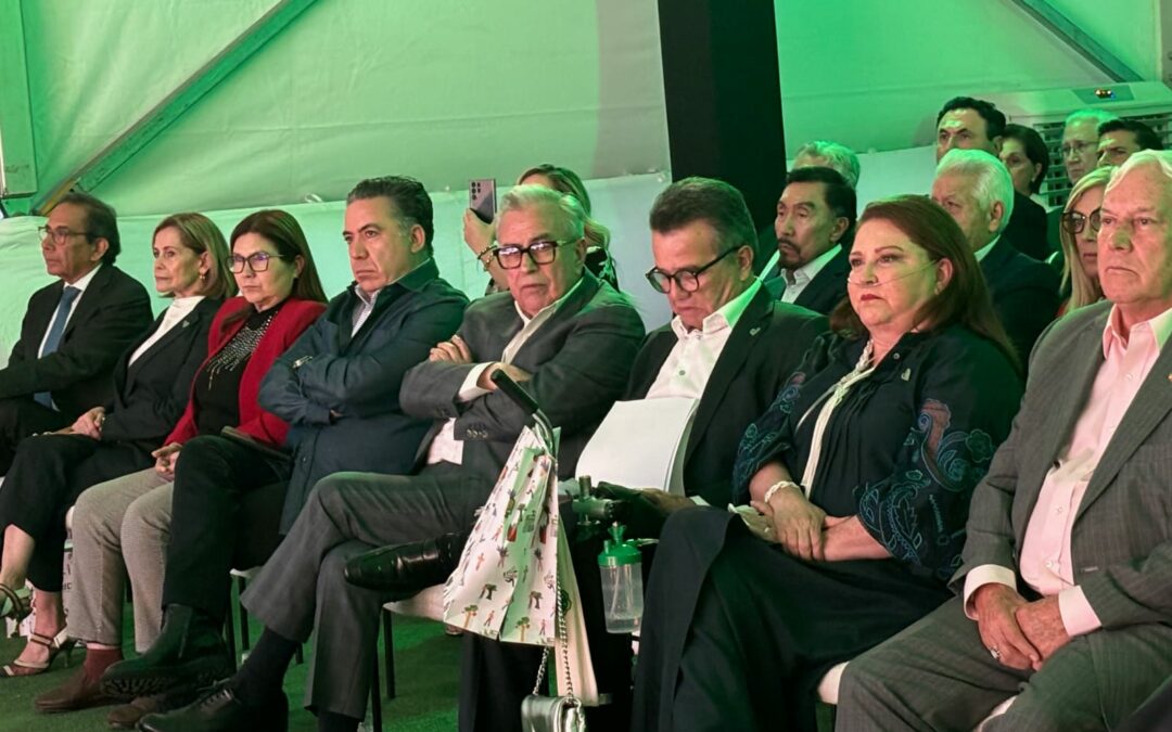 Rubén Rocha Moya se integra a la recién constituida Asamblea General de Salud Digna SD+100