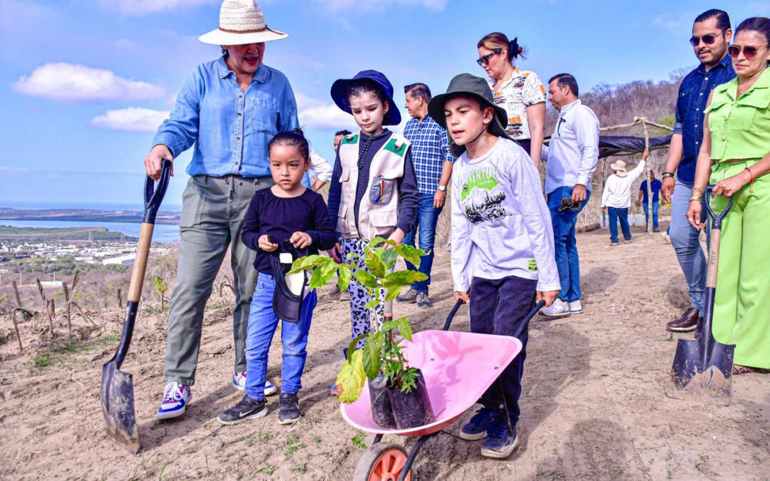 350 árboles fueron plantados en conmemoración del Día Mundial del Medio Ambiente