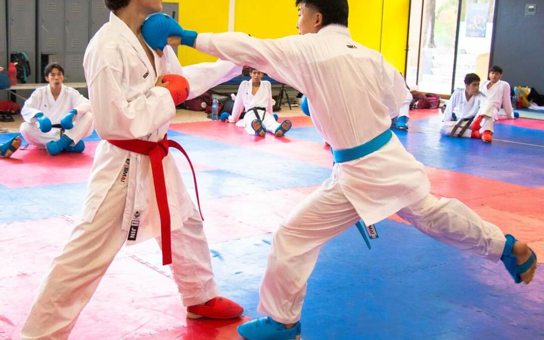 Entrena a tope Hayato Yoshii, en busca de su lugar en la Selección Mexicana de Karate que participará en el clasificatorio del Juegos Panamericanos Juveniles Asunción 2025