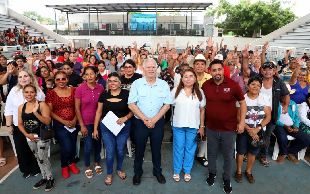 Entregan Gobierno Municipal y Sistema DIF Mazatlán recursos del Programa de Apoyo Económico a Madres Solteras, y a Personas Adultas Mayores