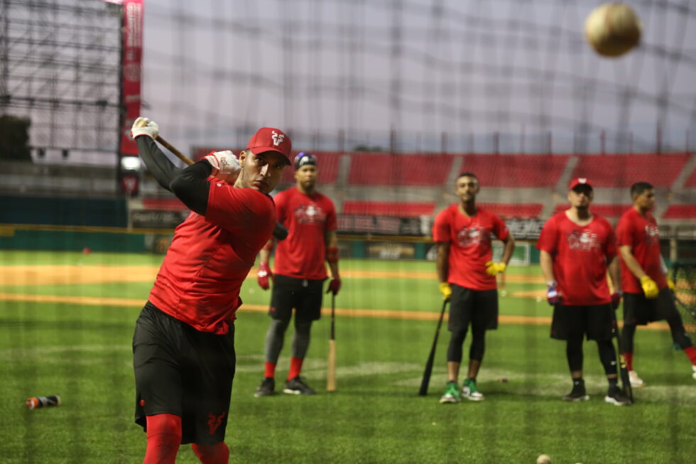 Venados de Mazatlán refuerza su roster: Alonso Gaitán y nuevos talentos se Suman al Intenso Entrenamiento