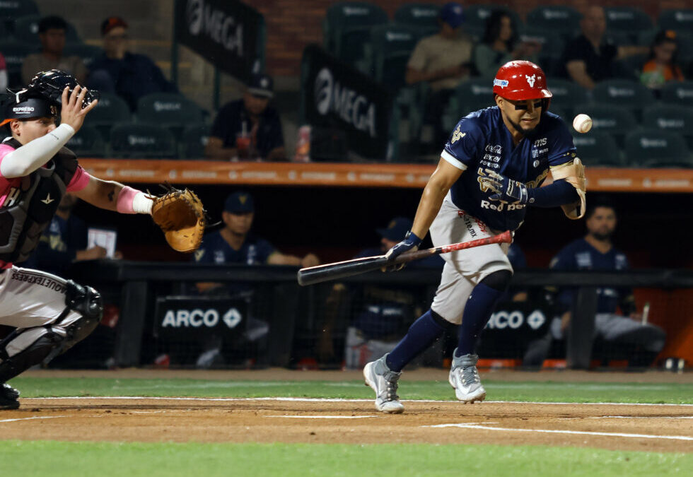 Venados de Mazatlán tiene bravía reacción en la novena entrada, en inicio de serie en Hermosillo