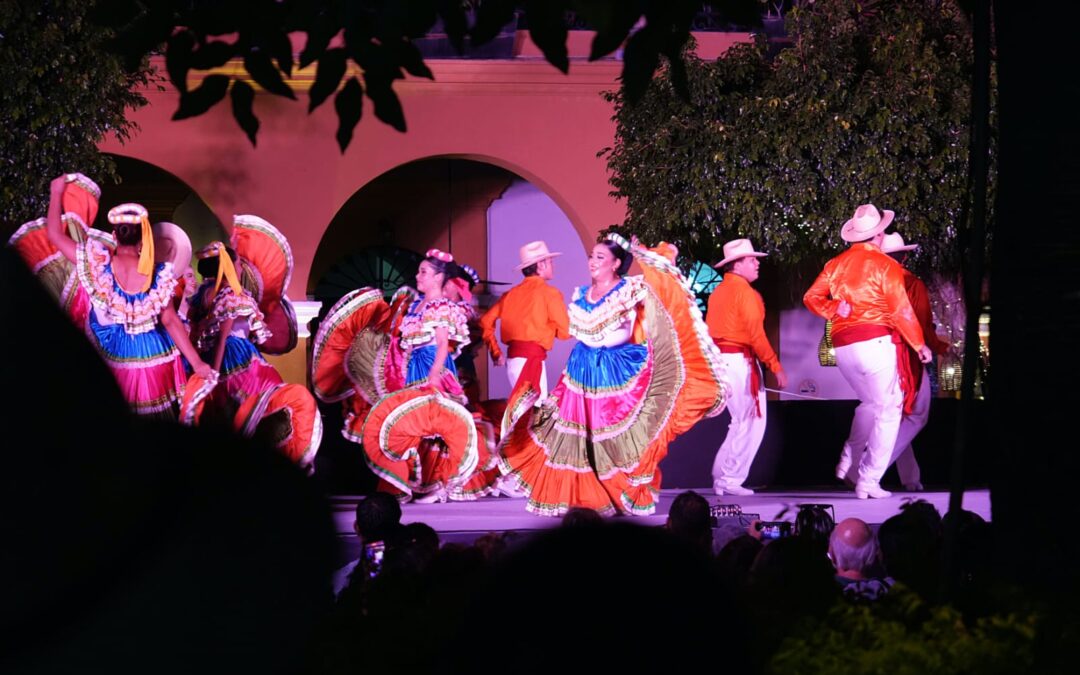 Ballet Folklórico de Cultura regala una noche de colores y tradición