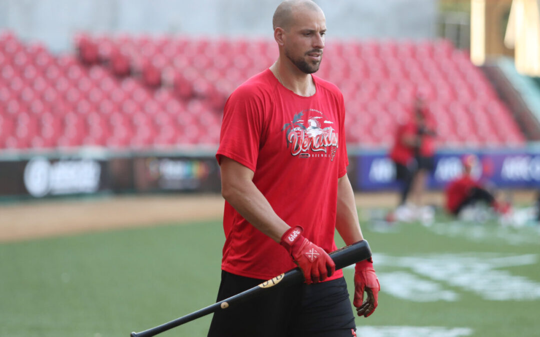 Alex Liddi regresa a Venados de Mazatlán