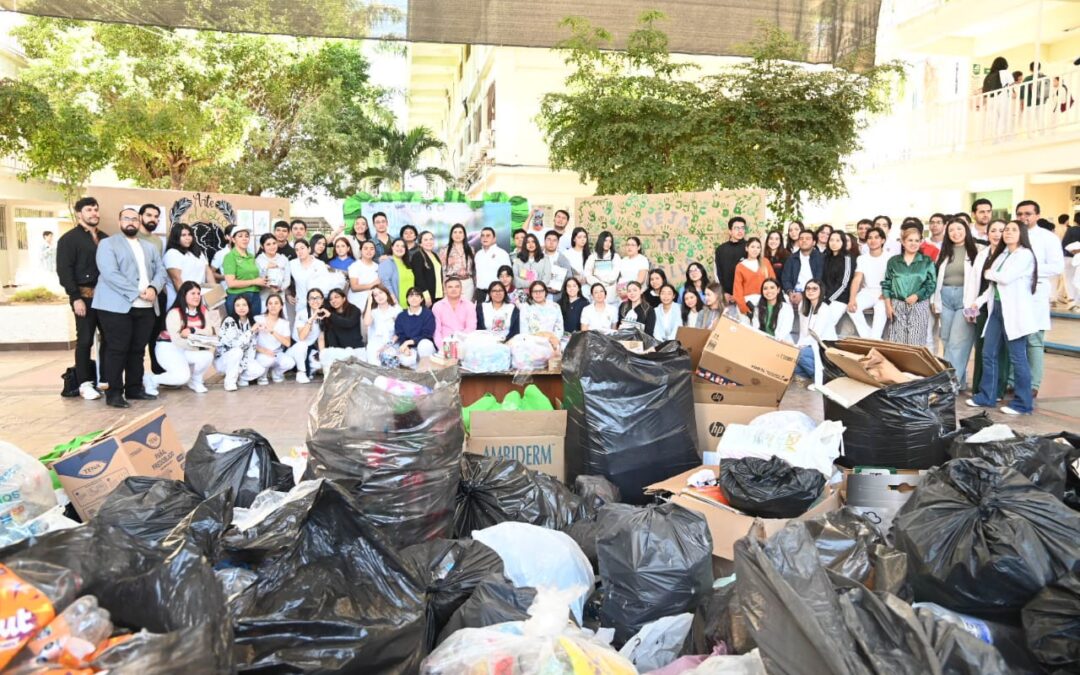 Entrega la Facultad de Medicina de la UAS  material reciclable a la Unidad de Bienestar Universitario