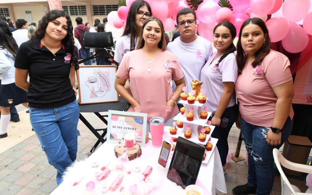 Alumnos de la Preparatoria Rubén Jaramillo participan en la Feria del Emprendimiento 2024