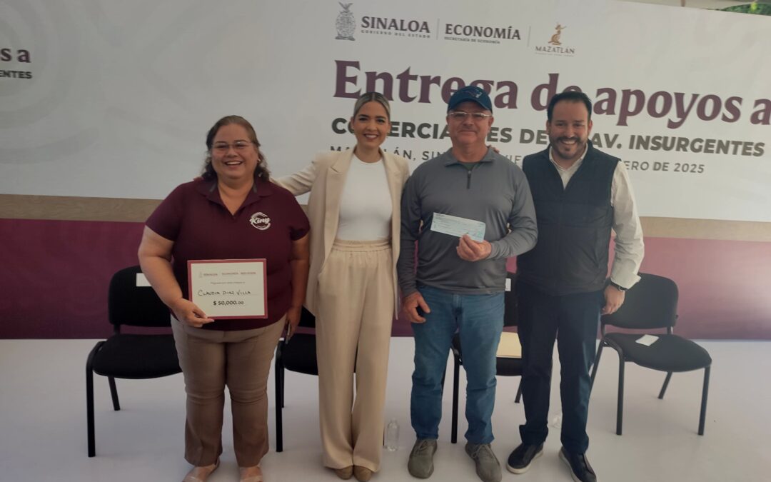 Secretaría de Economía entrega apoyos directos a comerciantes de la Avenida Insurgentes